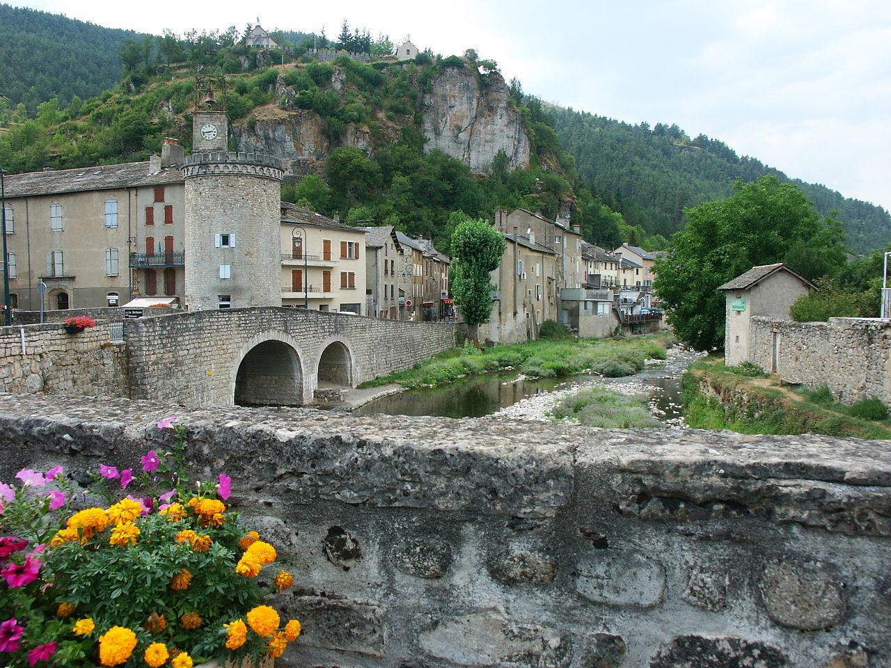 1280px meyrueis vue du pont 1